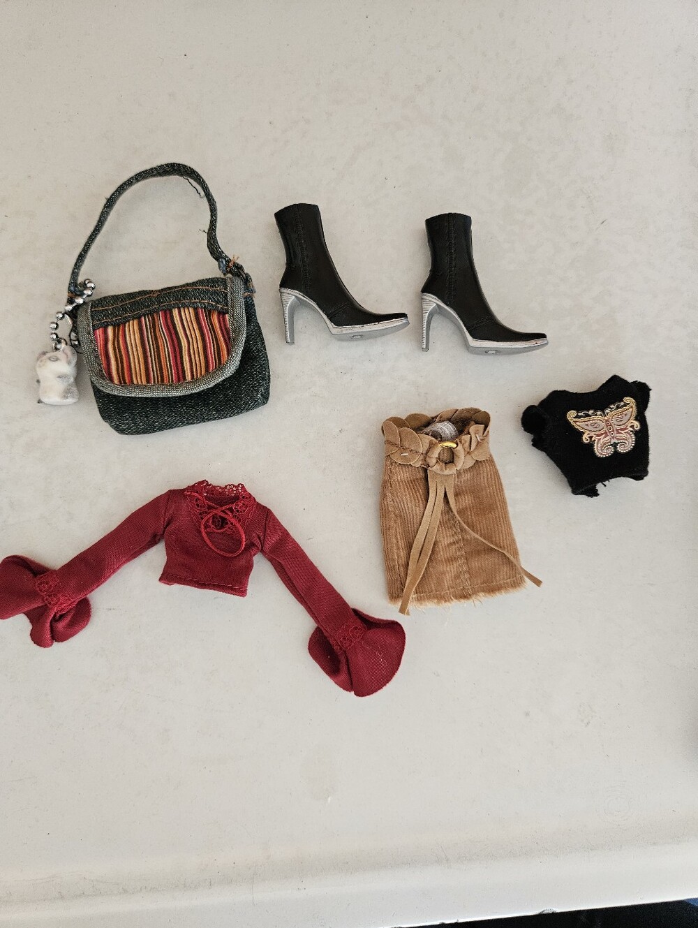 2003 Bratz Style It Cloe Outfit And Accessories